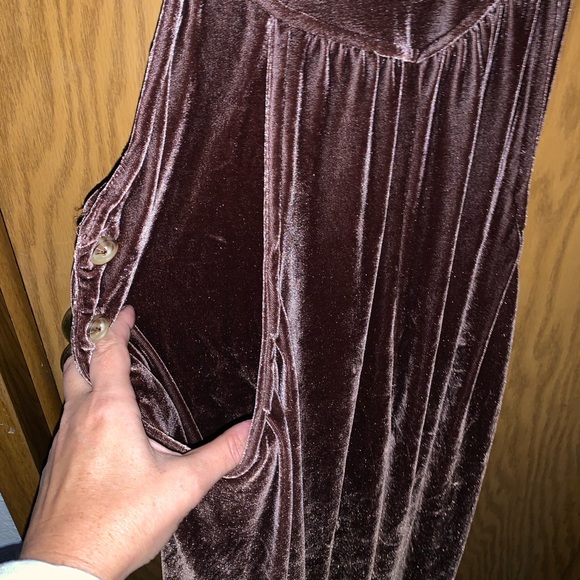 Easel crushed velvet brown romper size large - Picture 13 of 15